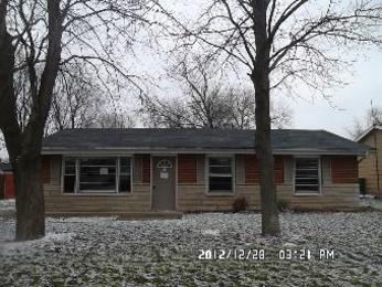 310 Arrowhead Drive, Shorewood, IL 60404 