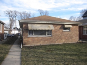 117 1/2 S 21st Ave, Maywood, IL 60153 