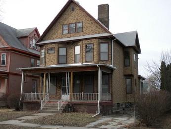 930 20th Street, Rock Island, IL 61201 