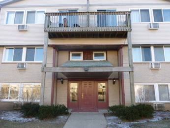 655 Deepwoods Dr. Unit 2l, Mundelein, IL 60060 