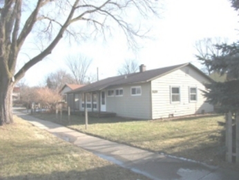 939 N Jackson St, Waukegan, IL 60085 