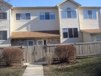 332 Park Ridge Lane Unit D, Aurora, IL 60504 