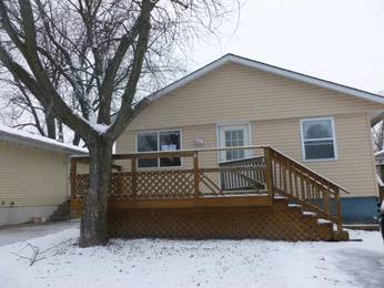 1602 Lotus Dr, Round Lake Beach, IL 60073 