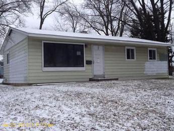 4 Austin Ave, Carpentersville, IL 60110 