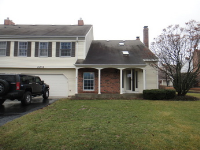 2s712 Timber Dr, Warrenville, IL 60555 