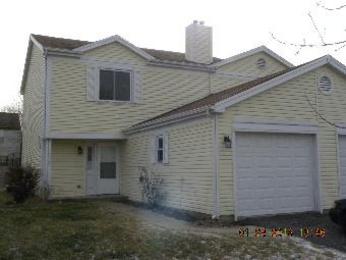 890 Forest Lane, Carol Stream, IL 60188 