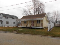 137 Crescent Ave, East Peoria, IL 61611 
