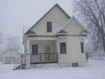 830 42nd Avenue, Rock Island, IL 61201 