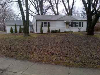 224 Tee Rd, Carpentersville, IL 60110 