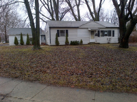 224 Tee Rd, Carpentersville, IL 60110 