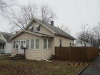 323 15th Avenue, Moline, IL 61265 