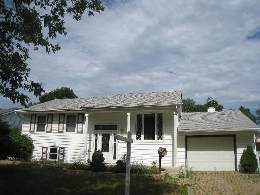 411 Concord Dr, Streamwood, IL 60107 