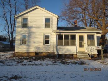 903 4th Ave, Rochelle, IL 61068 