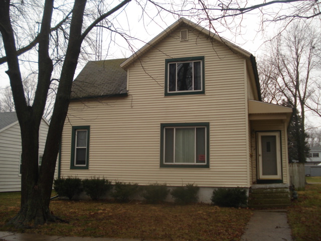 1583 South 6th Ave, Kankakee, IL 60901 