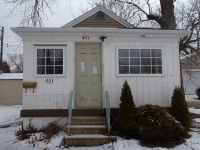 971 High Street, Aurora, IL 60505 