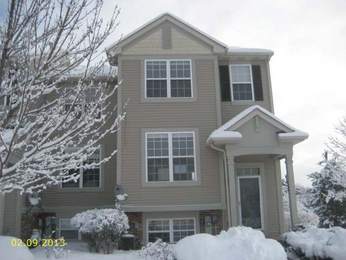 979 Ellsworth Drive, Grayslake, IL 60030 