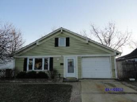 13 Afton Dr, Montgomery, IL 60538 