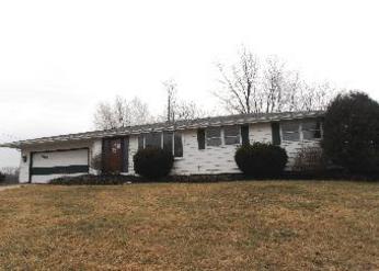 650 Groveland St, Creve Coeur, IL 61610 