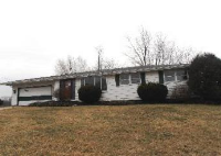 650 Groveland St, Creve Coeur, IL 61610 
