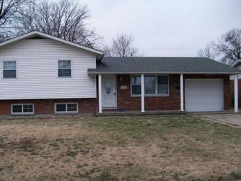 3213 Fehling Rd, Granite City, IL 62040 