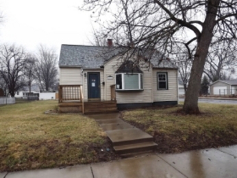 2205 W Sherman Ave, West Peoria, IL 61604 