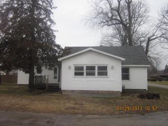 421 East Short Street, Westville, IL 61883 