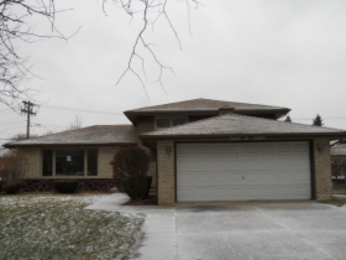 808 E 168th St, South Holland, IL 60473 