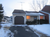 677 Brittany Way, Island Lake, IL 60042 