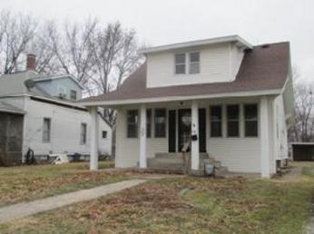 138 S 9th St, Wood River, IL 62095 