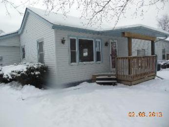 825 Wood Ave, Machesney Park, IL 61115 