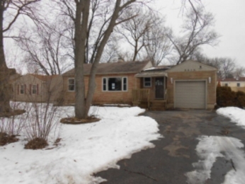 9016 Shady Lane, Wonder Lake, IL 60097 