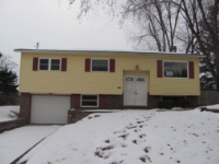 5805 Vollmer Ln, Godfrey, IL 62035 