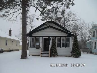 307 Simms St, Aurora, IL 60505 