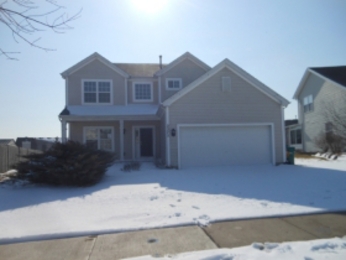 2275 N Salem Ln, Round Lake Beach, IL 60073 