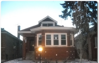 8250 S Carpenter St, Chicago, IL 60620 