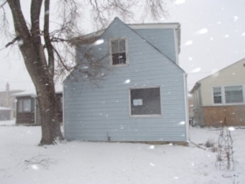 6452 W Montrose Ave, Harwood Heights, IL 60706 