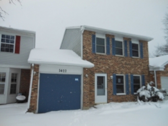 1422 Walnut Circle, Carol Stream, IL 60188 