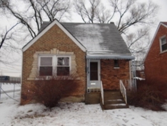 7601 S Maplewood Ave, Chicago, IL 60652 