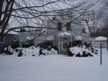 1254 Raymond St, South Elgin, IL 60177 