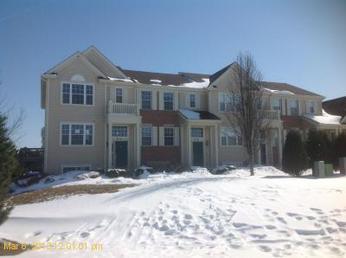 918 Clover Lane, Pingree Grove, IL 60140 