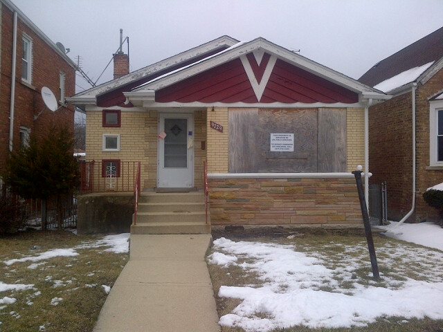 9729 Yale Ave, Chicago, IL 60628 