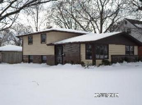 16842 Glen Oaks Dr, Country Club Hills, IL 60478 