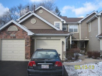 1072 Lakewood Cir, Carol Stream, IL 60188 