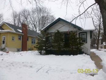1013 N Poplar Street, Waukegan, IL 60085 