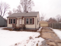 412 E Greenview Ave, Machesney Park, IL 61115 