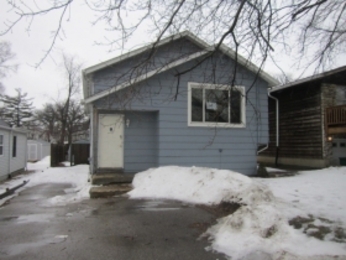 111 E Clarendon Drive, Round Lake Beach, IL 60073 