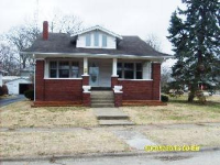 210 West 6th Street, Benton, IL 62812 
