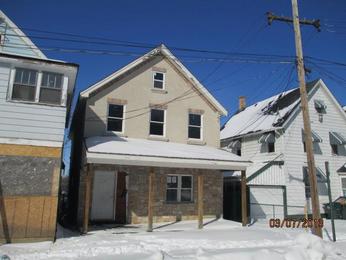 218 Sherman Pl, Waukegan, IL 60085 