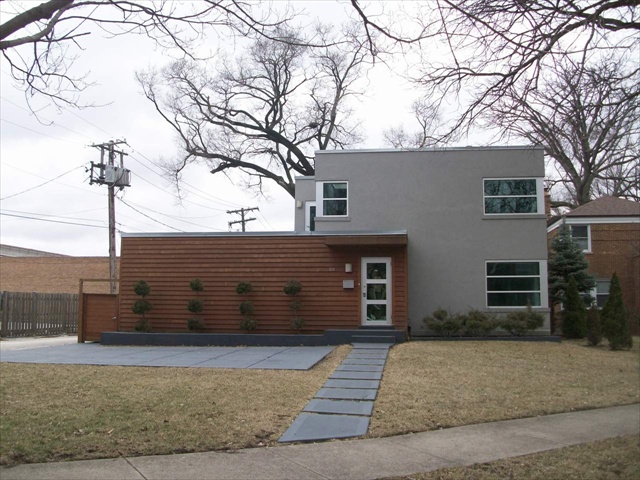 525 Berkeley Road, Riverside, IL 60546 