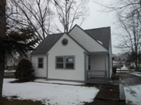 525 Clover Lane, Round Lake Beach, IL 60073 